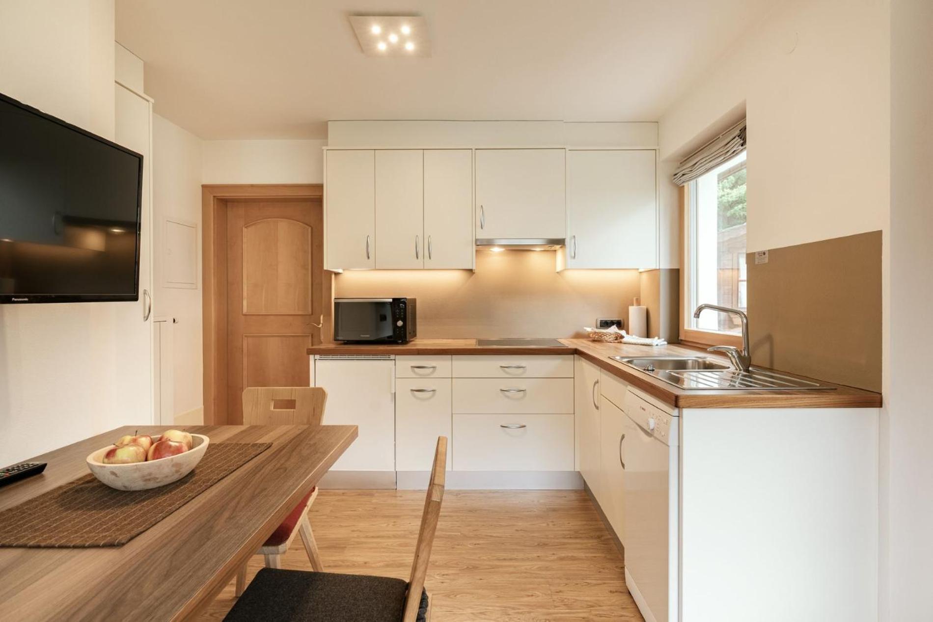 Apartments Burvel Σέλβα ντι Βαλ Γκαρντένα Δωμάτιο φωτογραφία